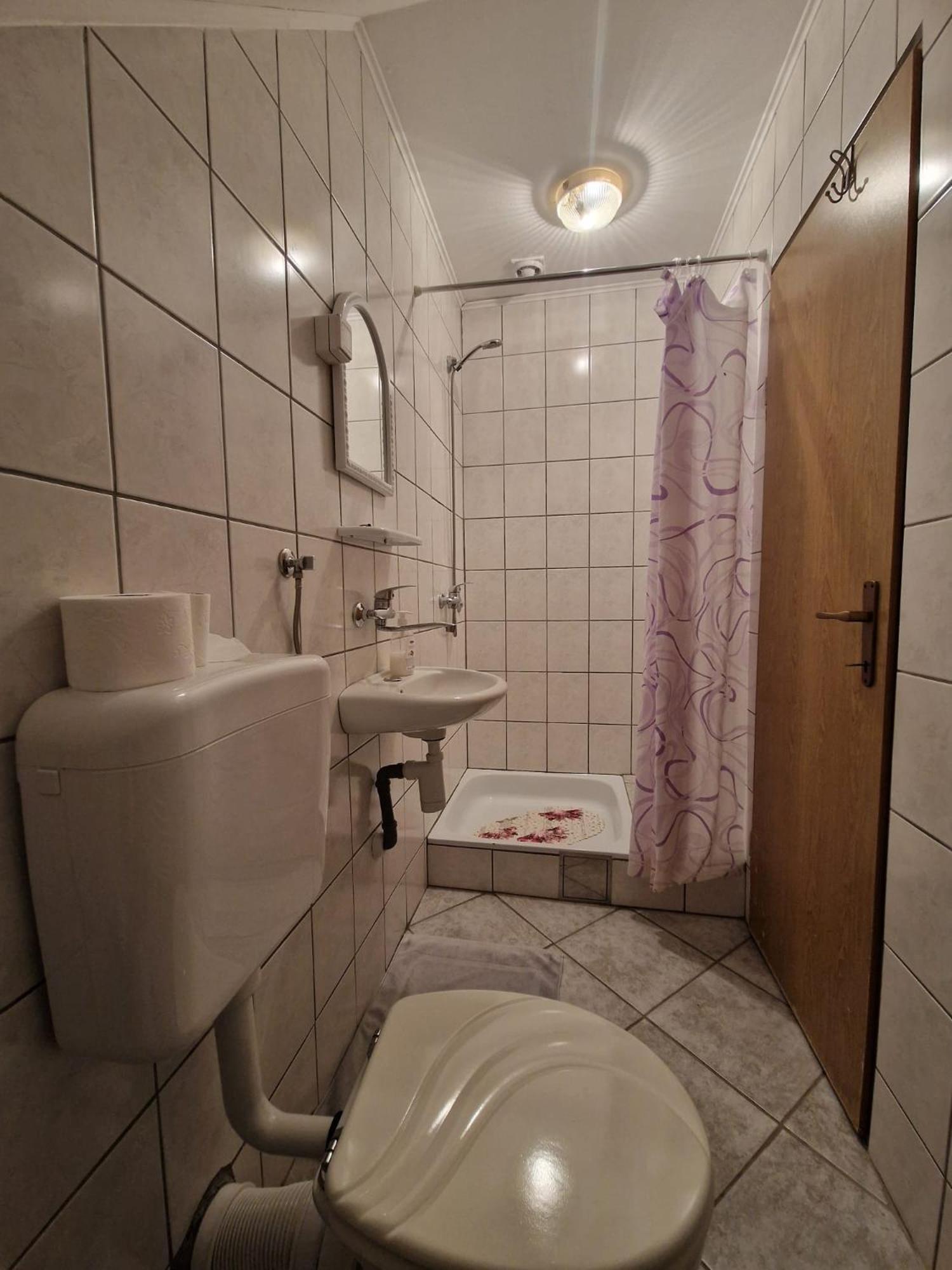 ホテル House Luketic ラストヴァチャ エクステリア 写真